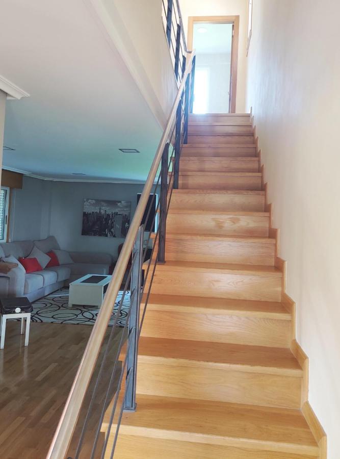 Chalet A Solo 5 Min De Ourense Ciudad Con Jardin Y Barbacoa Luaran gambar